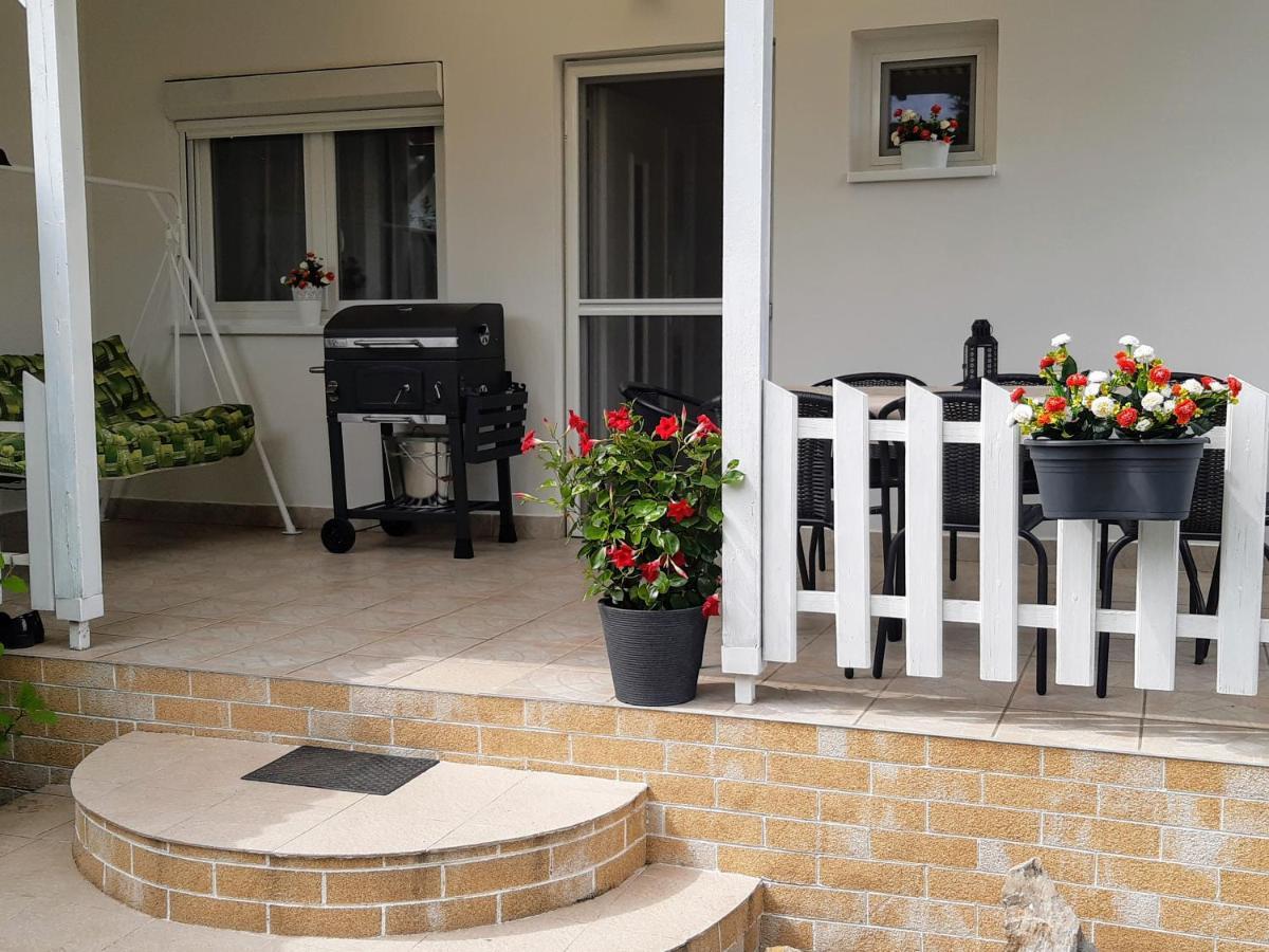 Holiday Home Balatonszárszó Balatonszarszo Exterior foto