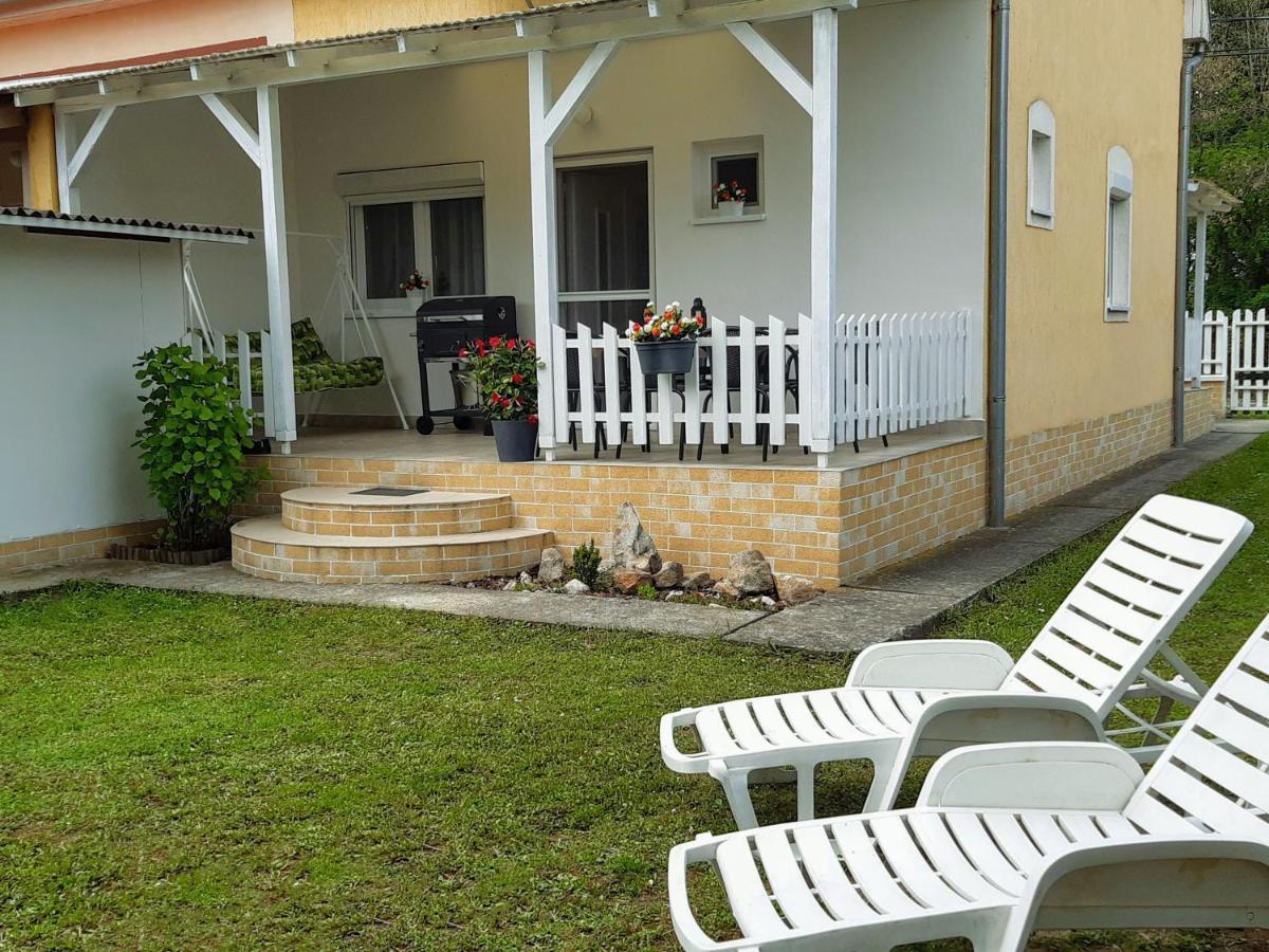 Holiday Home Balatonszárszó Balatonszarszo Exterior foto